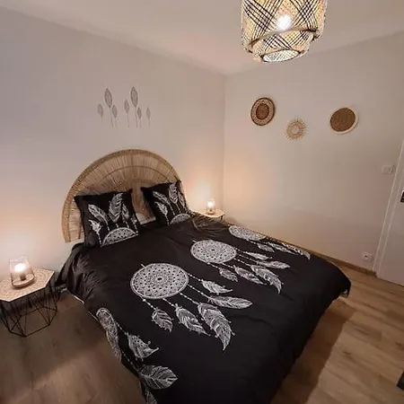 Lejlighed Agreable T2 Classe 3 Etoiles, Refait A Neuf, Dans Quartier Calme