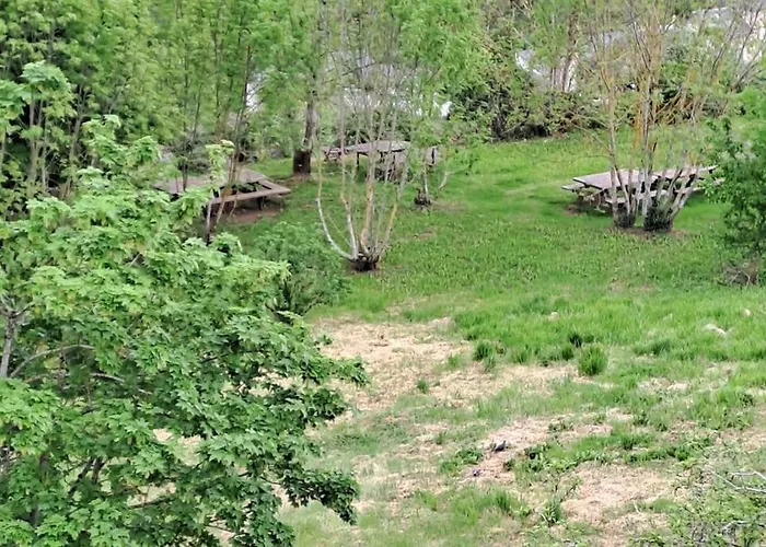 Agreable T2 Classe 3 Etoiles, Refait A Neuf, Dans Quartier Calme