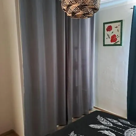 Apartman Agreable T2 Classe 3 Etoiles, Refait A Neuf, Dans Quartier Calme Rodez